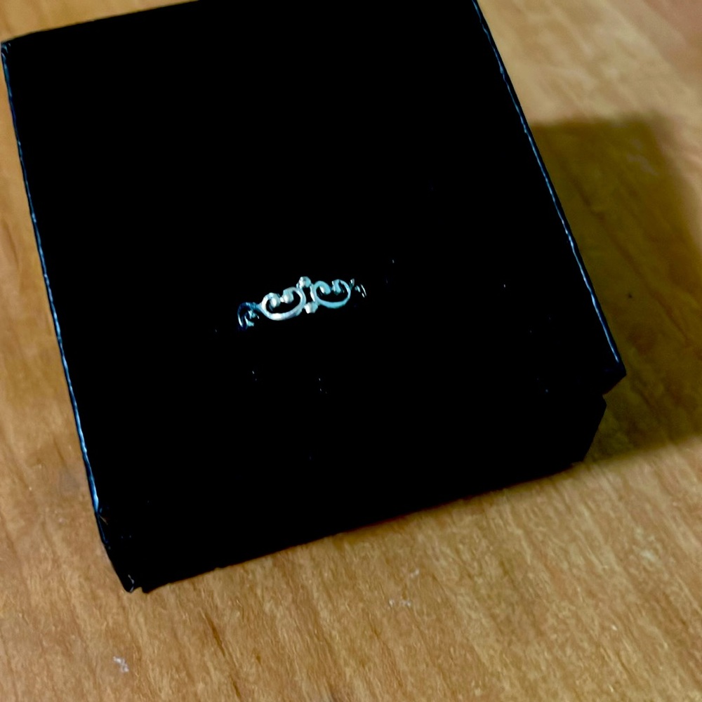 Bohemian ring with heart shaped style